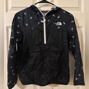 Kids north face wind jacket with hood. Size medium 10-12